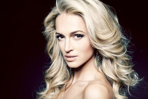 Melinda Bam, South Africa, Age:22
