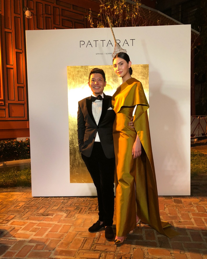 ใหม่ ดาวิกา