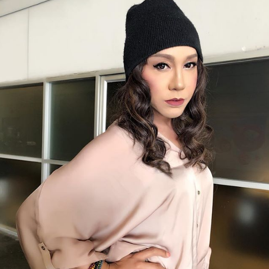 มัม ลาโคนิค