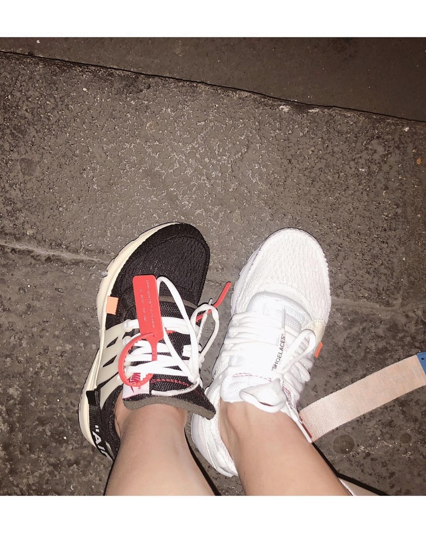 ตามเก็บลุคสุดชิคที่ปารีสของ 2 สาวแห่ง YG "ซานดาร่า" และ "เจนนี่ คิม"