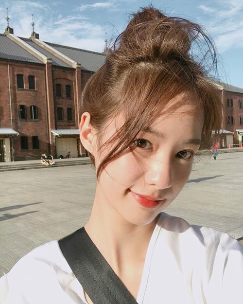 ผมมวยยุ่งๆ