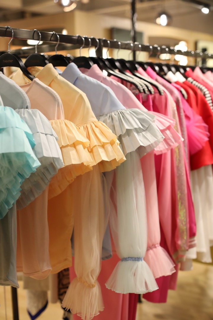 THEATRE Collection “The New Romance”