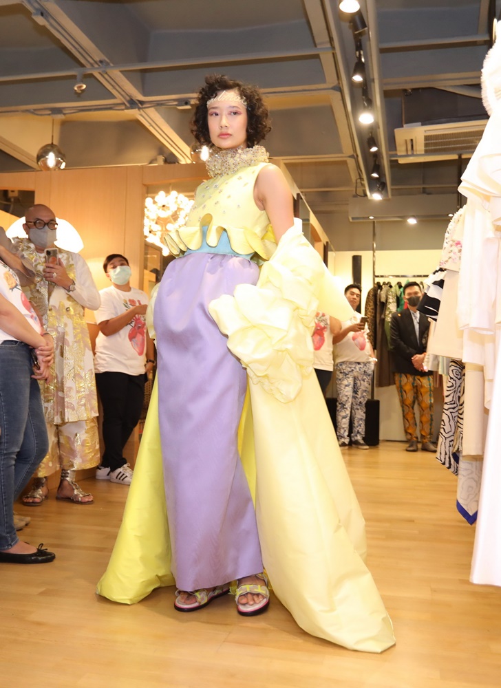 THEATRE Collection “The New Romance”