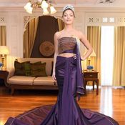 นิทรรศการแสดงชุดราตรี จากผ้าไหมไทย