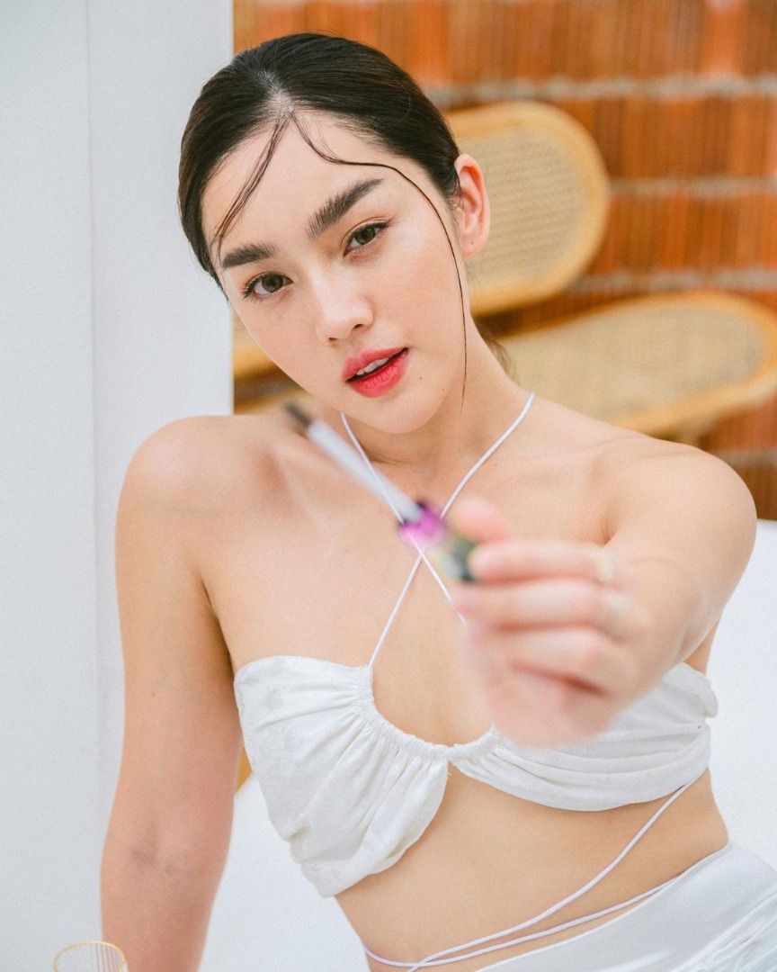 เส้นด้าย สอดอstyle