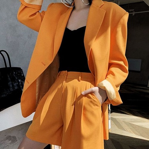 แฟชั่นโทนสีส้ม