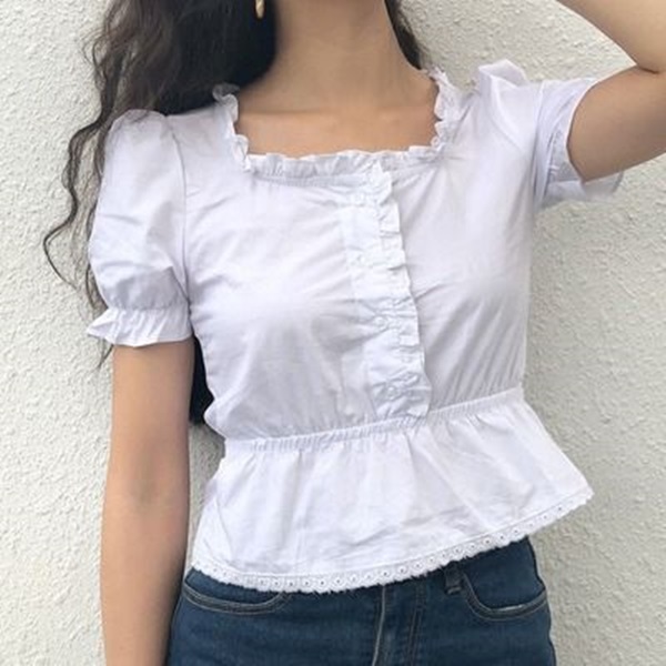 เสื้อคอเหลี่ยม