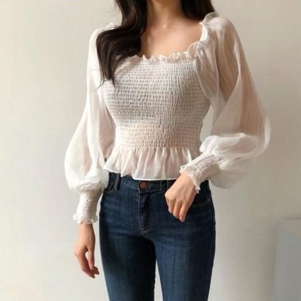 เสื้อคอเหลี่ยม