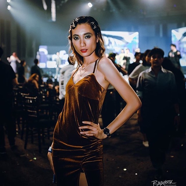 หงส์ เดอะเฟซ