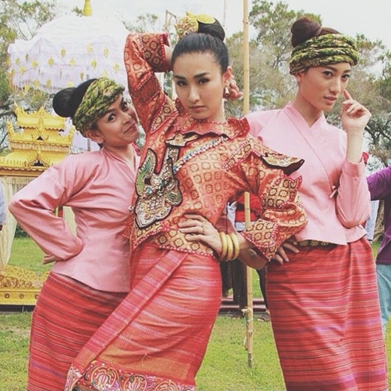 หงส์-หยก ศิริมาตย์