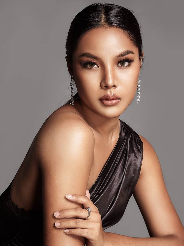 MUT 30 สิรินญา  แสงงามปลั่ง