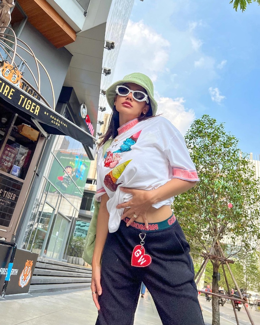 ปลายฟ้า พี่สาว อิงฟ้า วราหะ