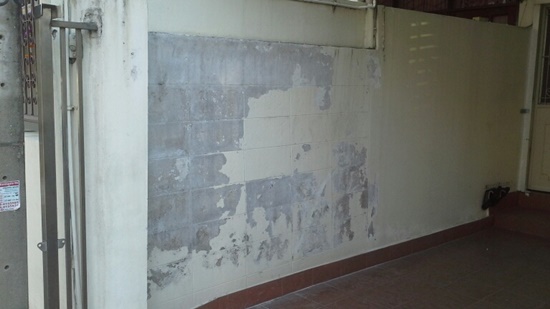 Before  After ทาสีผนังลานจอดรถเก่า ให้ดูใหม่เอี่ยม ง่ายกว่าที่คิด