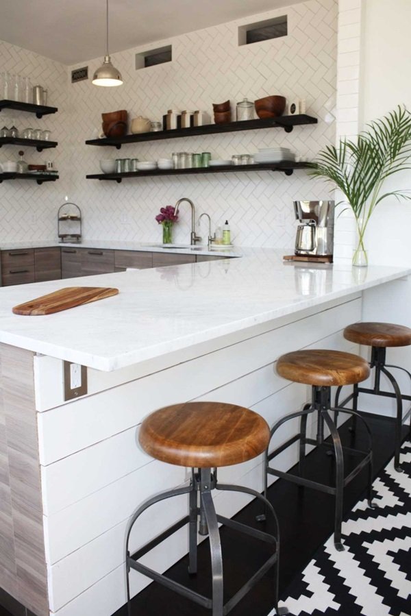 แปลงโฉม “ครัว” เก่า รุ่นเดอะ เป็นครัวใหม่สุดโมเดิร์น”