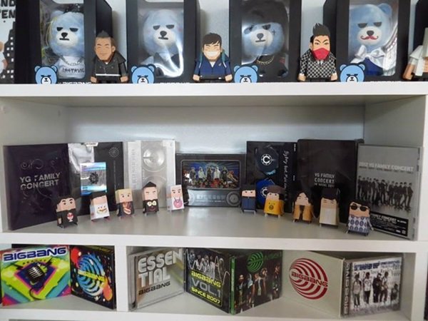 ส่อง “บ้าน” แฟนคลับคนไทยตัวแม่ ตกแต่งบ้านด้วยผลงาน BIGBANG เกือบทั้งหลัง