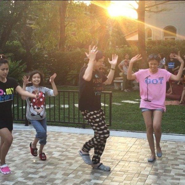 ส่อง “บ้านก๊อท จักรพันธ์” เจ้าพ่อลูกทุ่ง เห็นแล้วก็รู้ว่าหรูหรา อบอุ่น