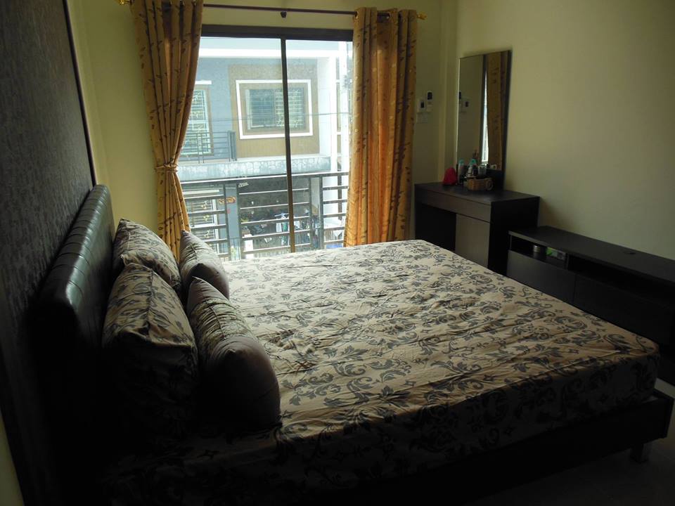 แต่งห้องนอน แบบประหยัด และเน้นทำเอง