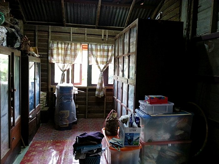 ทำห้องน้ำแบบคุณนายๆ บนบ้าน ไม้ ให้แม่ห้องเก็บของรกๆจะแปลงร่างเป็นห้องน้ำคุณนายได้แค่ไหนมาดูกันค่ะ