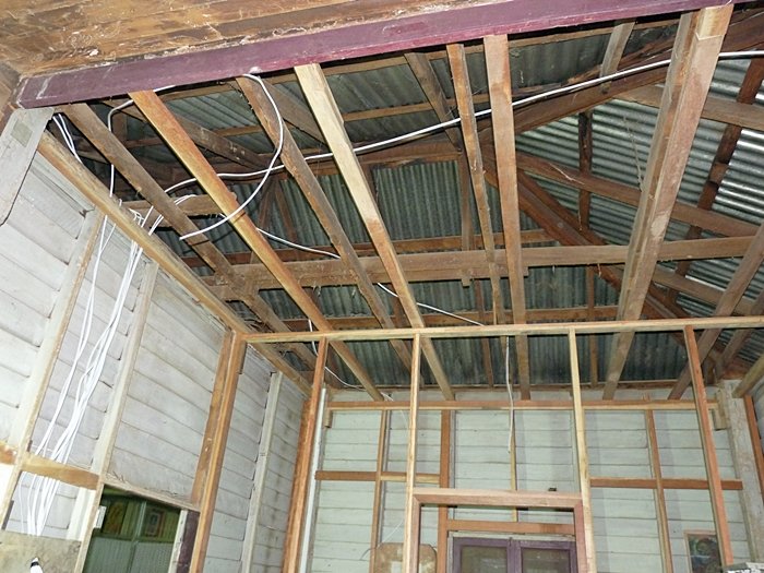 ทำห้องน้ำแบบคุณนายๆ บนบ้าน ไม้ ให้แม่ห้องเก็บของรกๆจะแปลงร่างเป็นห้องน้ำคุณนายได้แค่ไหนมาดูกันค่ะ