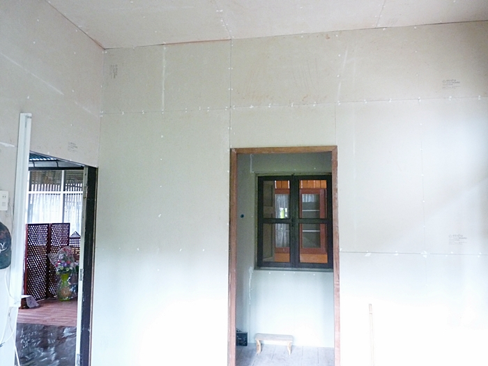 ทำห้องน้ำแบบคุณนายๆ บนบ้าน ไม้ ให้แม่ห้องเก็บของรกๆจะแปลงร่างเป็นห้องน้ำคุณนายได้แค่ไหนมาดูกันค่ะ