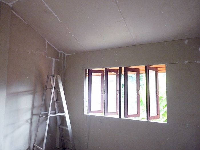 ทำห้องน้ำแบบคุณนายๆ บนบ้าน ไม้ ให้แม่ห้องเก็บของรกๆจะแปลงร่างเป็นห้องน้ำคุณนายได้แค่ไหนมาดูกันค่ะ