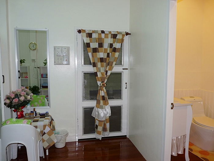 ทำห้องน้ำแบบคุณนายๆ บนบ้าน ไม้ ให้แม่ห้องเก็บของรกๆจะแปลงร่างเป็นห้องน้ำคุณนายได้แค่ไหนมาดูกันค่ะ