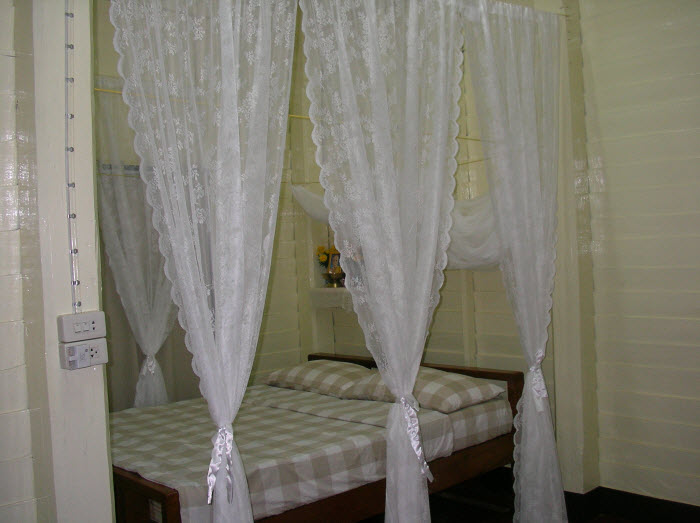 ทำห้องน้ำแบบคุณนายๆ บนบ้าน ไม้ ให้แม่ห้องเก็บของรกๆจะแปลงร่างเป็นห้องน้ำคุณนายได้แค่ไหนมาดูกันค่ะ