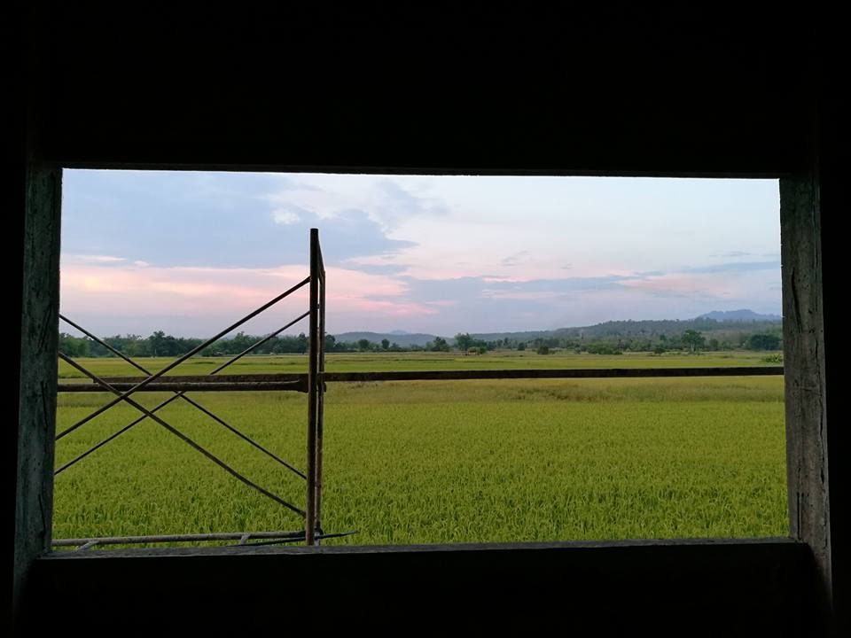 ดีต่อใจ "โรส วริศรา" มิสเอเชียปี 2531 สร้างบ้านที่เชียงดาวเป็นโรงเรียนสอนลูก