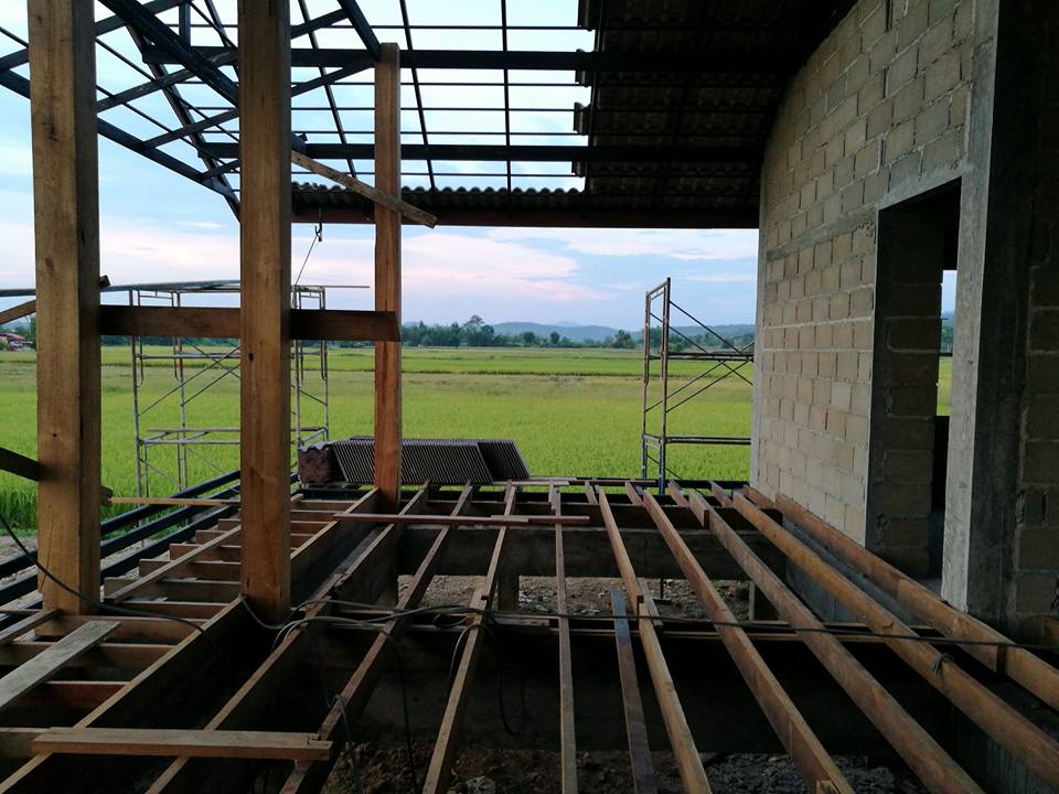 ดีต่อใจ "โรส วริศรา" มิสเอเชียปี 2531 สร้างบ้านที่เชียงดาวเป็นโรงเรียนสอนลูก