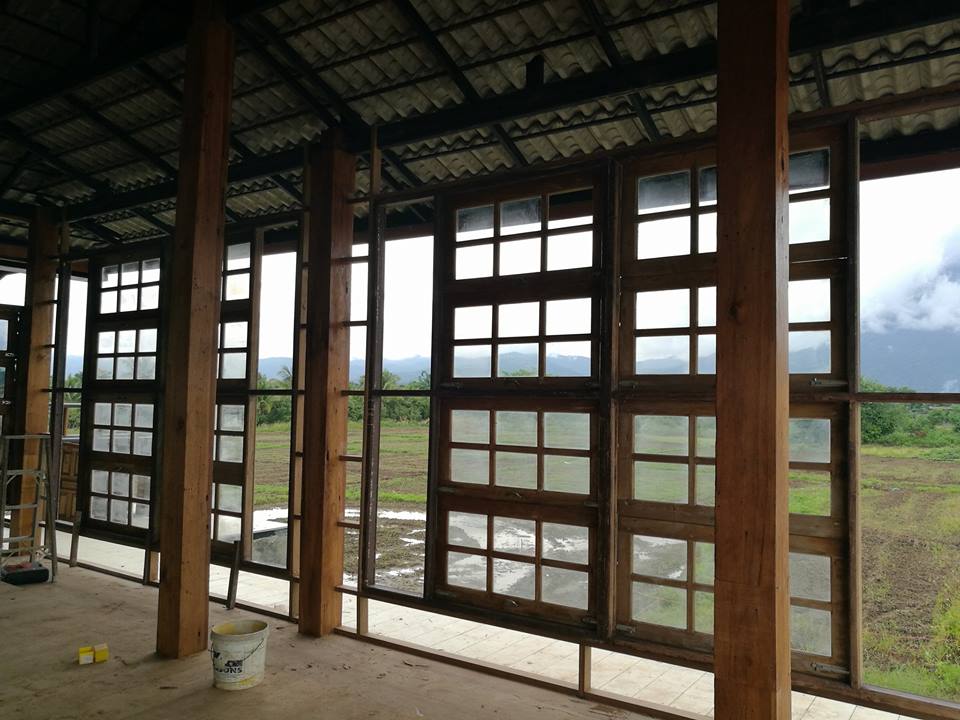 ดีต่อใจ "โรส วริศรา" มิสเอเชียปี 2531 สร้างบ้านที่เชียงดาวเป็นโรงเรียนสอนลูก