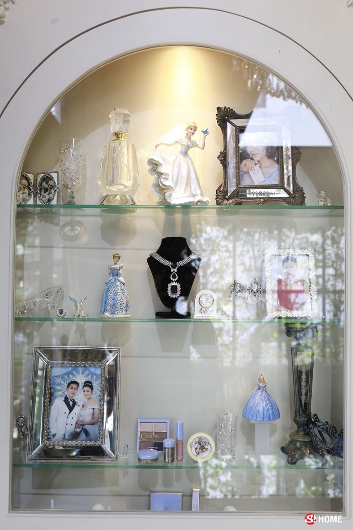 สมค่าช่างแต่งหน้า “น้องฉัตร” แปลงโฉมตึกแถวเก่าอายุ 20 ปี เป็นบ้านใหม่ราคากว่า 10 ล้าน