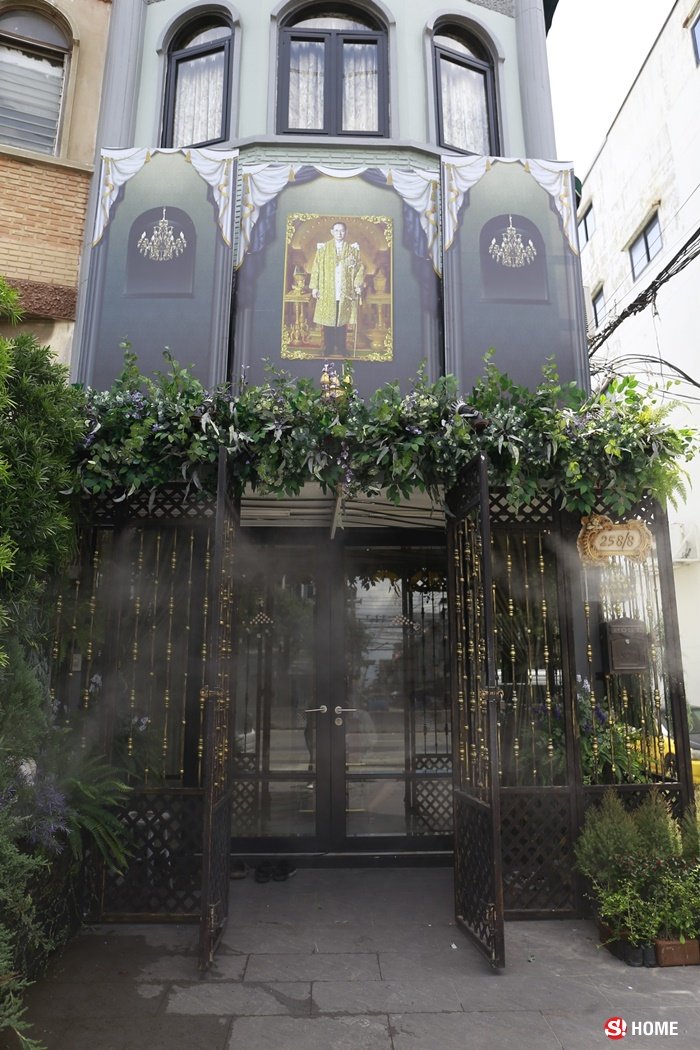 สมค่าช่างแต่งหน้า “น้องฉัตร” แปลงโฉมตึกแถวเก่าอายุ 20 ปี เป็นบ้านใหม่ราคากว่า 10 ล้าน