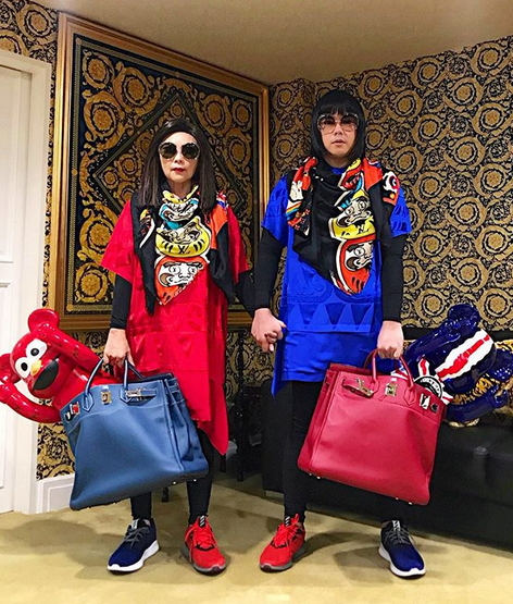 เปิดคฤหาสน์ ‘ปิ๊บปี้-มาดามลี’ แม่ลูกแฟชั่นนิสต้า กับภูเขาแอร์เมส และ BERBRICKของสะสมสุดรัก