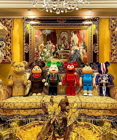 เปิดคฤหาสน์ ‘ปิ๊บปี้-มาดามลี’ แม่ลูกแฟชั่นนิสต้า กับภูเขาแอร์เมส และ BERBRICKของสะสมสุดรัก