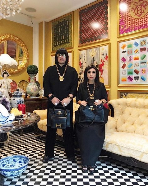 เปิดคฤหาสน์ ‘ปิ๊บปี้-มาดามลี’ แม่ลูกแฟชั่นนิสต้า กับภูเขาแอร์เมส และ BERBRICKของสะสมสุดรัก