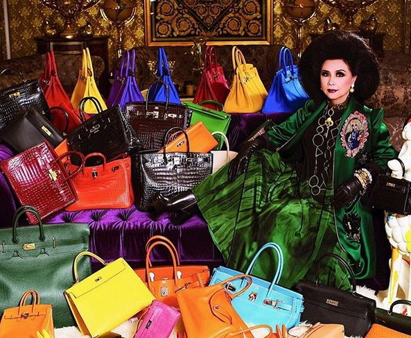 เปิดคฤหาสน์ ‘ปิ๊บปี้-มาดามลี’ แม่ลูกแฟชั่นนิสต้า กับภูเขาแอร์เมส และ BERBRICKของสะสมสุดรัก