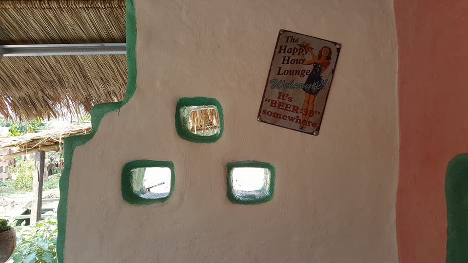 แม่ปั้นดิน ลูกสร้างบ้าน งบ 7 หมื่นได้ทั้งบ้านดิน ครัวดิน ไม่ต้องเป็นหนี้ทั้งชีวิต