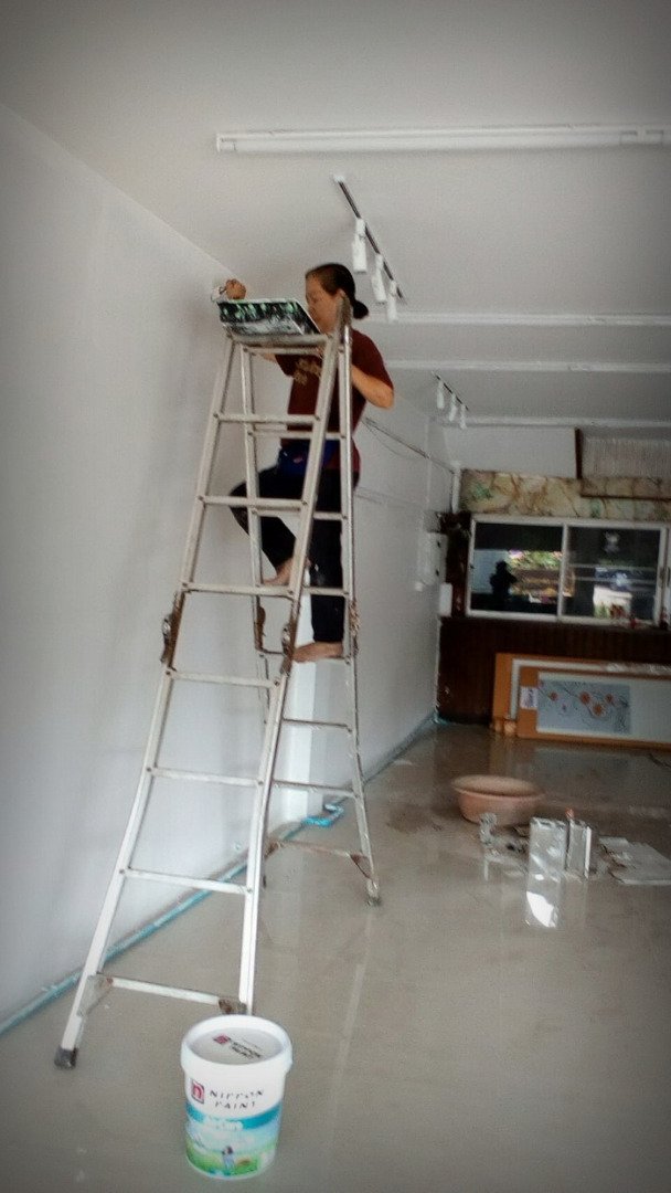 แชร์ประสบการณ์ “ทาสีภายในด้วยตัวเอง” ไม่ต้องง้อช่าง แถมยังประหยัดเงินได้ถึงหลักหมื่น