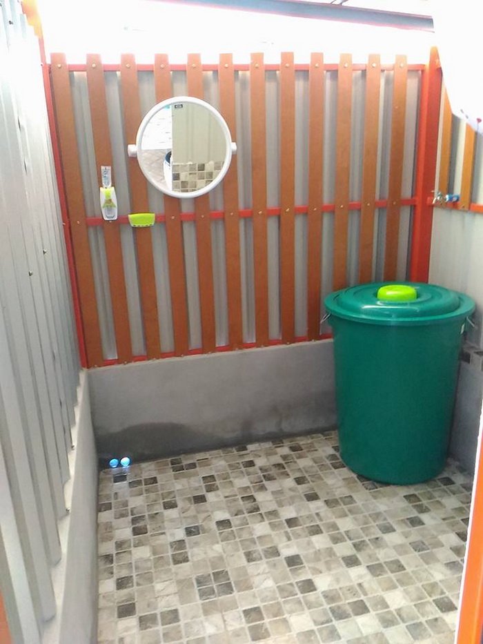 แชร์ไอเดีย “ต่อเติมห้องน้ำส่วนตัว” ออกแบบเรียบง่าย เพื่อการใช้งานที่สะดวกสบาย ในงบ 60000 บาท