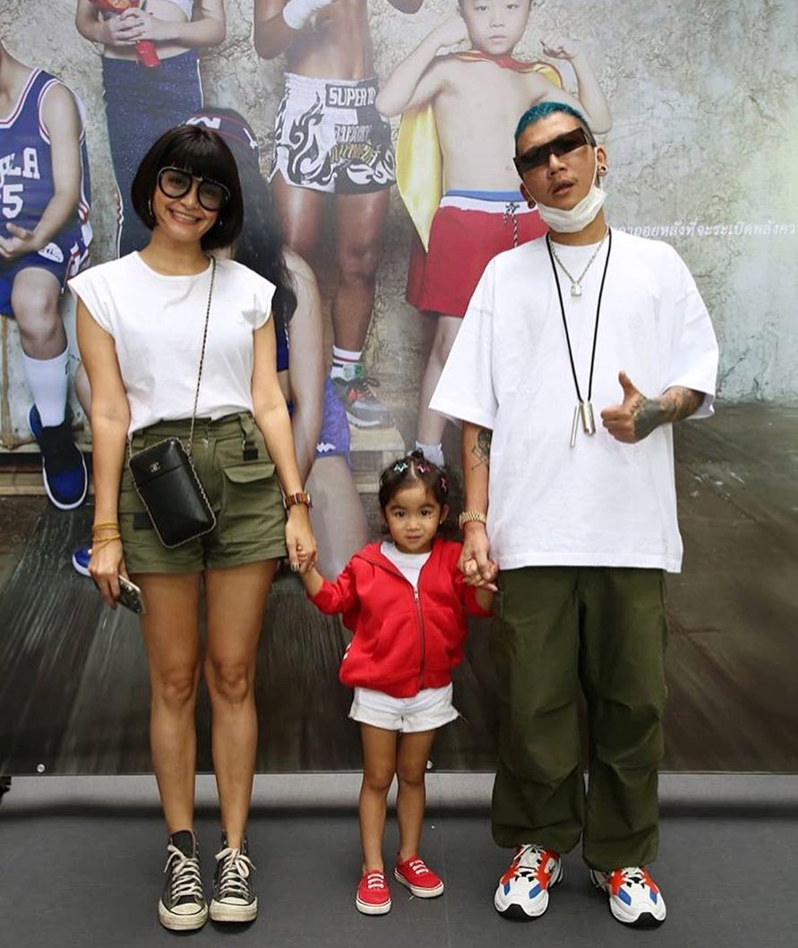 เปิด “บ้านกึ่งสตูดิโอ” ของ “แจ๊ส ชวนชื่น” ยิ่งใหญ่ อลังการ แต่ยังสร้างไม่เสร็จ