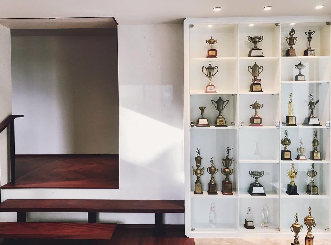 ส่อง “บ้านแอม ชลธิชา” อดีตผู้ประกาศข่าว นางแบบ นางงาม นักกีฬา สวย หุ่นเป๊ะ ชีวิตดี