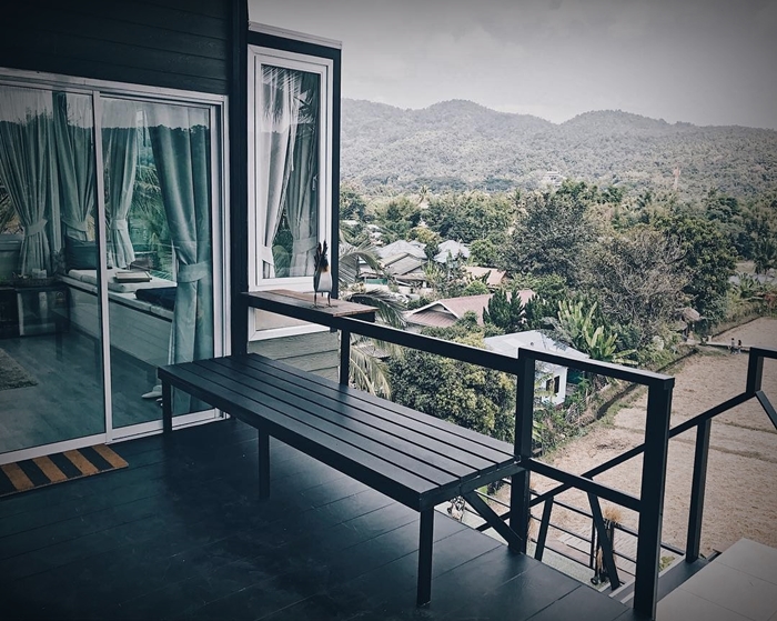 ชีวิตติดนา “บ้านไก่โห่” บ้านหลังที่สองของ “เป๊ก-นิว” โฮมสเตย์กลางทุ่งข้าวที่เชียงใหม่