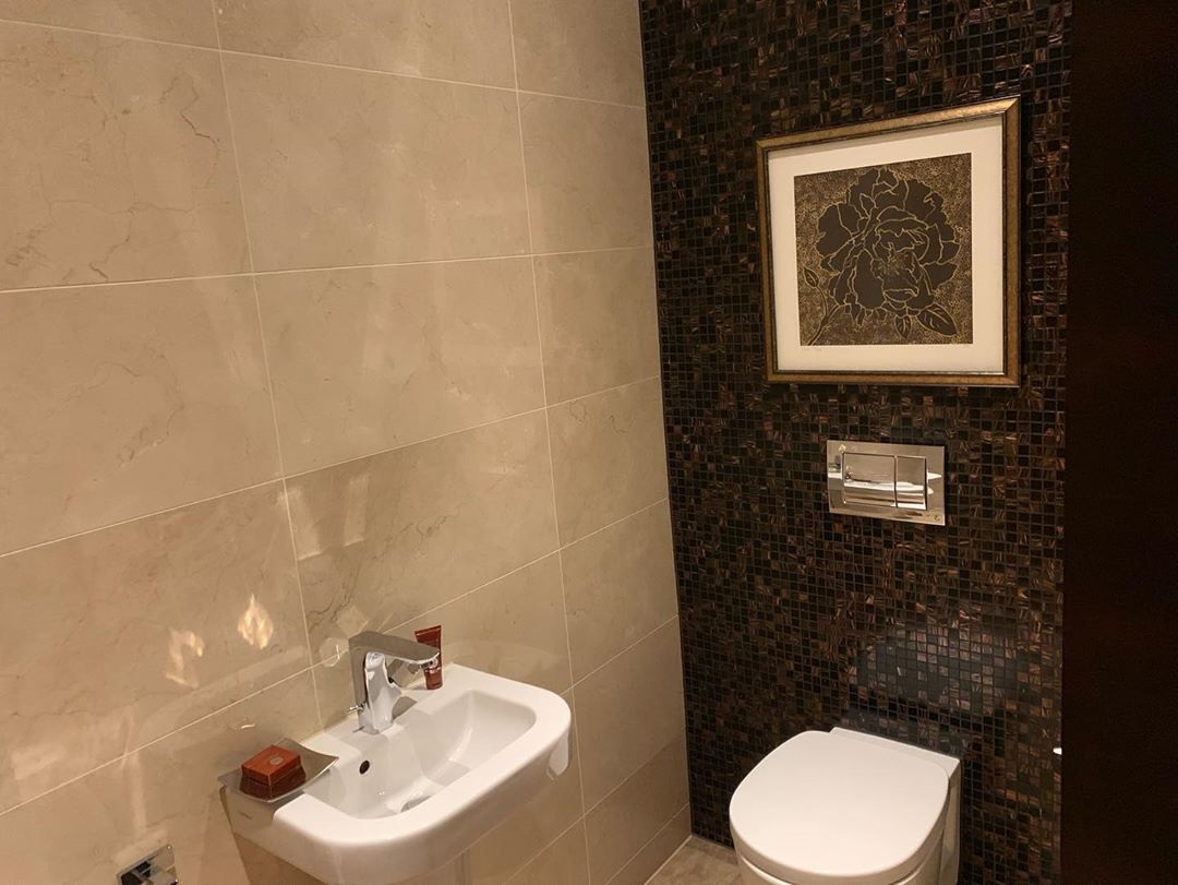 ชีวิตดี๊ดี “ฟลุค เกริกพล” กับห้องพักทั่วโลก หรูหรา ดีไซน์ระดับไฮโซมาก