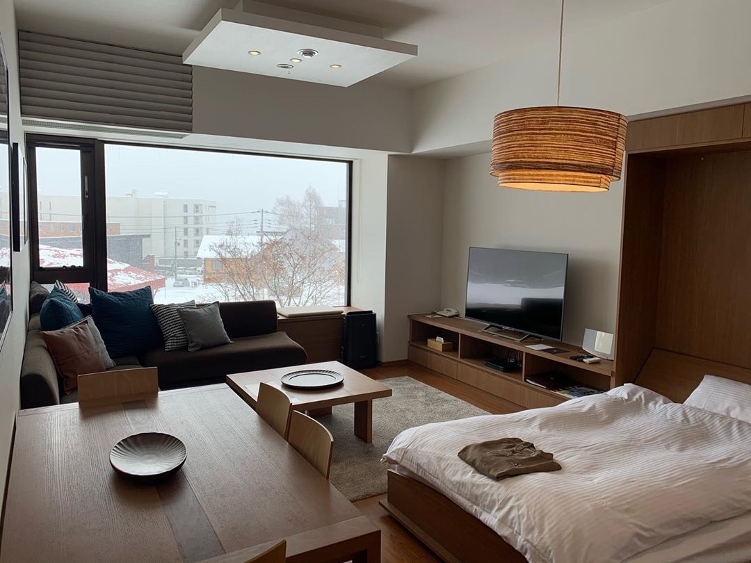 ชีวิตดี๊ดี “ฟลุค เกริกพล” กับห้องพักทั่วโลก หรูหรา ดีไซน์ระดับไฮโซมาก