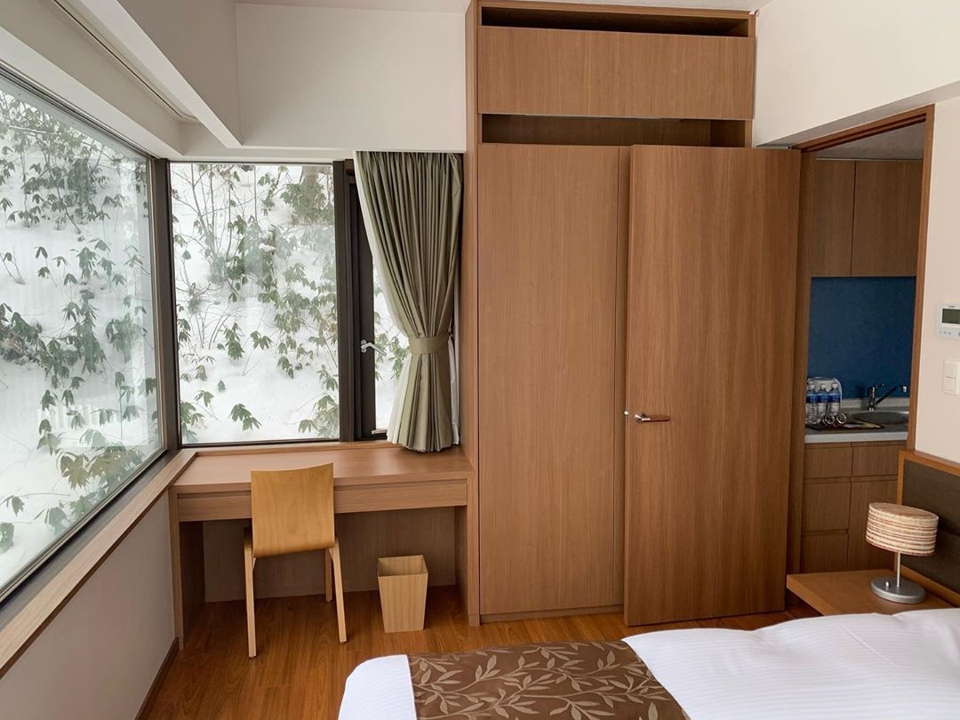 ชีวิตดี๊ดี “ฟลุค เกริกพล” กับห้องพักทั่วโลก หรูหรา ดีไซน์ระดับไฮโซมาก