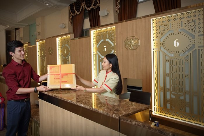 เสน่ห์งานสถาปัตย์ ที่ไปรษณีย์กลางย่านเจริญกรุง