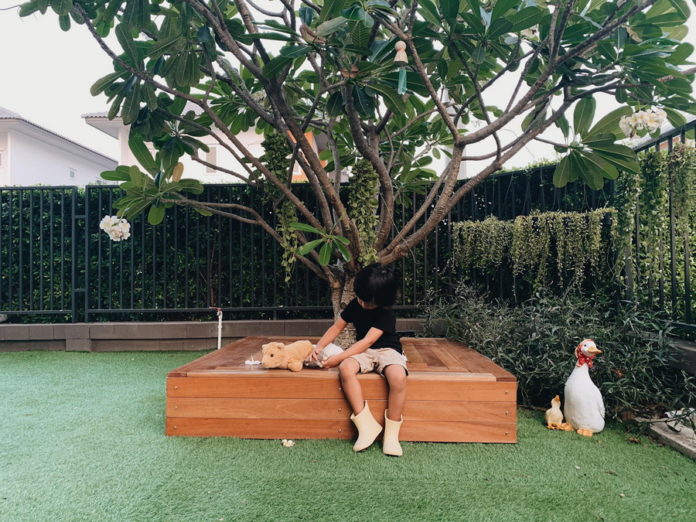 “สวนน้อยหน้าบ้าน” มุมนั่งเล่นสุดร่มรื่น พื้นที่สีเขียวของครอบครัว