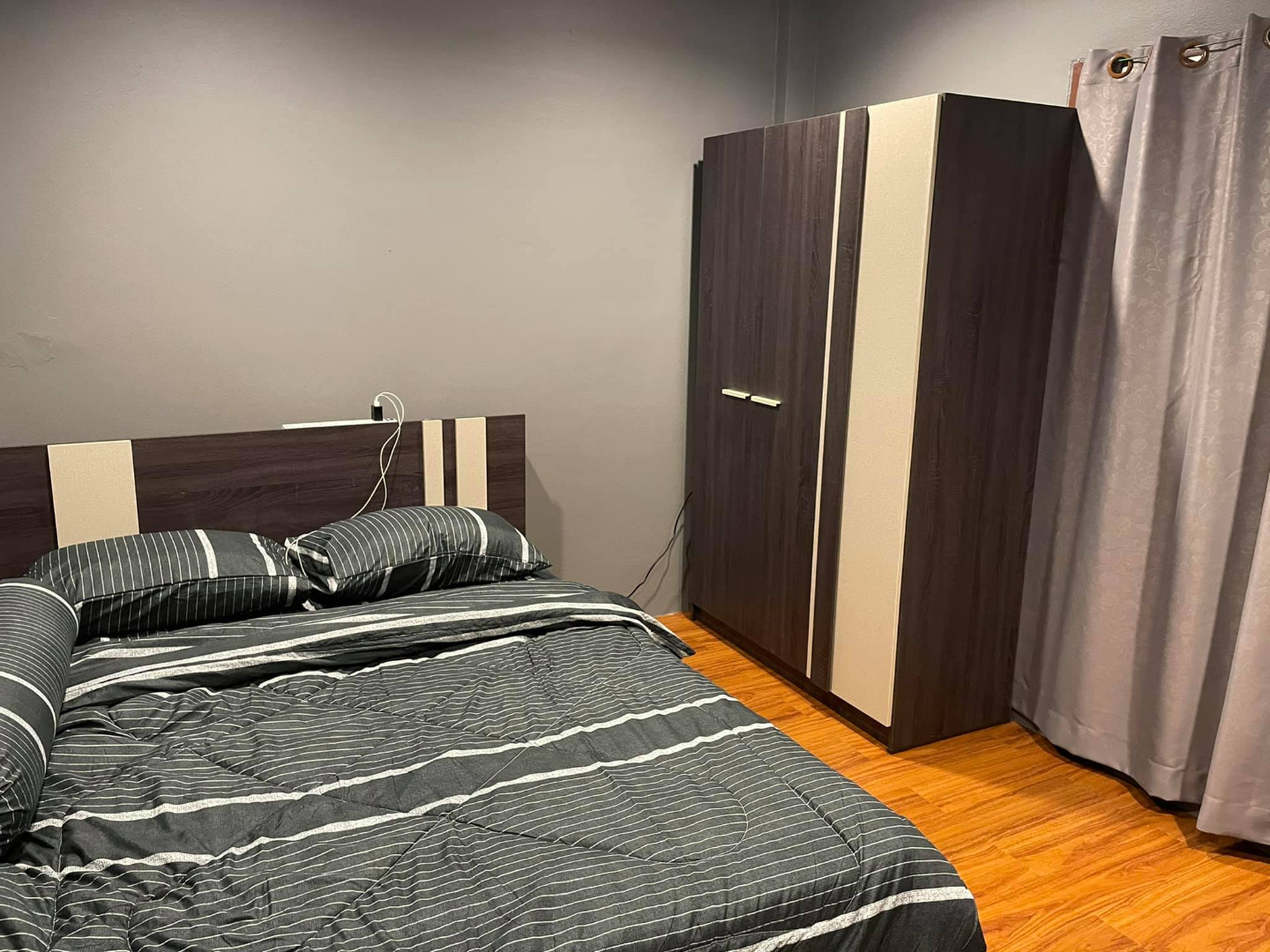 รีวิวเปลี่ยนห้องเก่าๆ เน่าๆ 10 ปี เป็นห้องใหม่สุดเท่ ออกแบบเองผ่านแอป ง่ายนิดเดียว