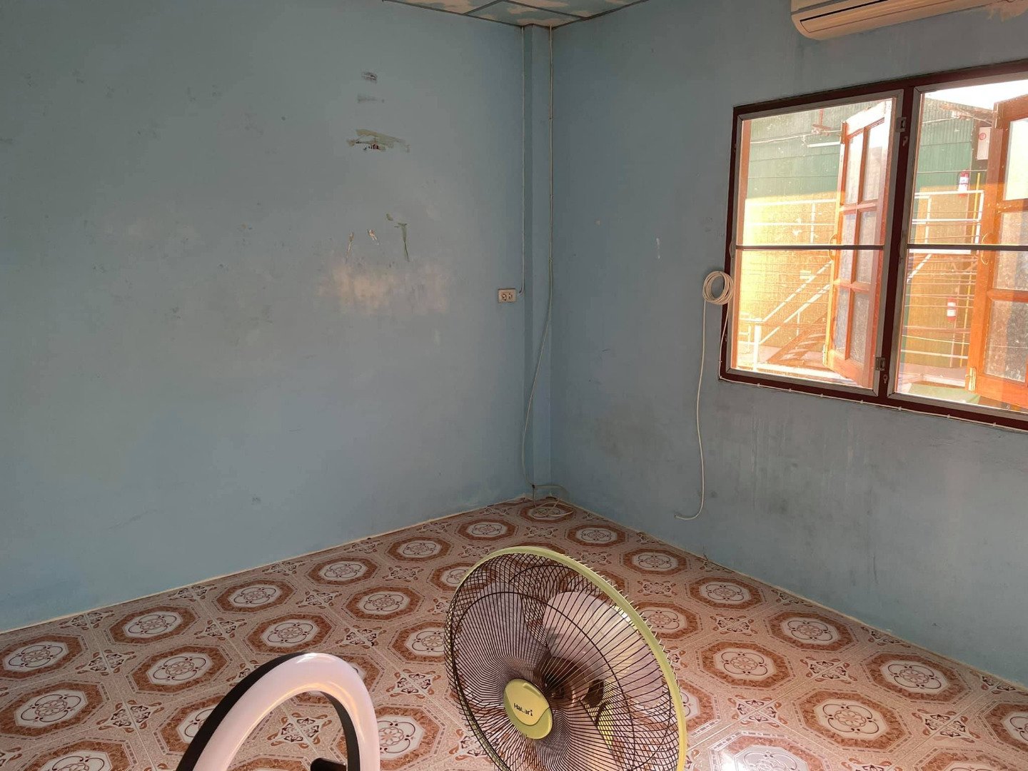 รีวิวเปลี่ยนห้องเก่าๆ เน่าๆ 10 ปี เป็นห้องใหม่สุดเท่ ออกแบบเองผ่านแอป ง่ายนิดเดียว