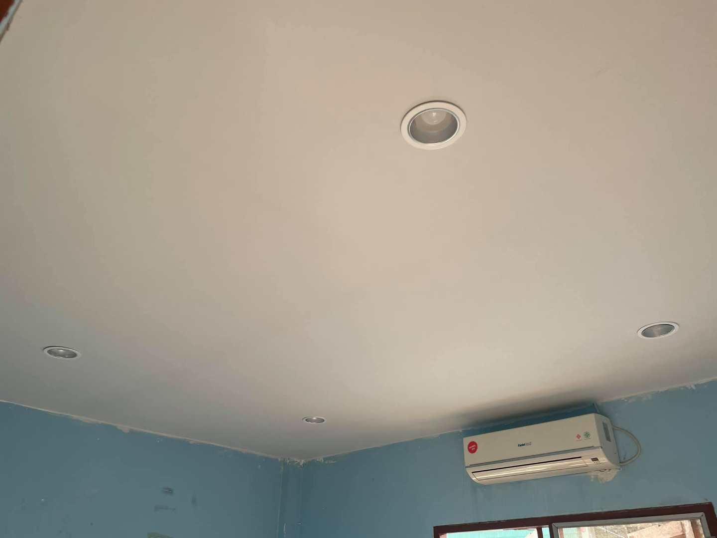 รีวิวเปลี่ยนห้องเก่าๆ เน่าๆ 10 ปี เป็นห้องใหม่สุดเท่ ออกแบบเองผ่านแอป ง่ายนิดเดียว